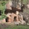 Le necropoli di San Giuliano: tombe a tumulo e tombe rupestri monumentali