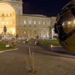 Veduta del Cortile della Pigna in notturno; Musei Vaticani